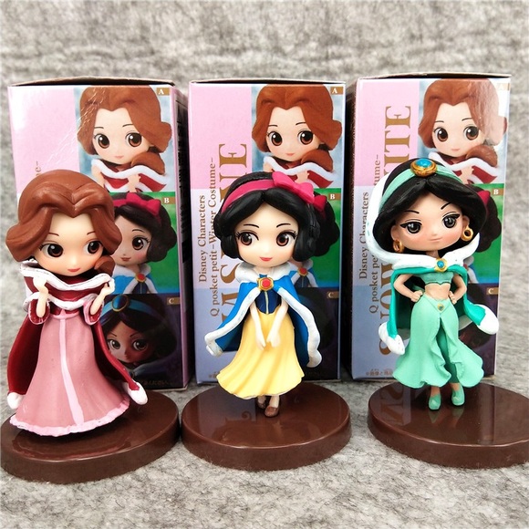 👑DISNEY PRINCESS MYSTERY BOX👑 - Picture 2 of 3